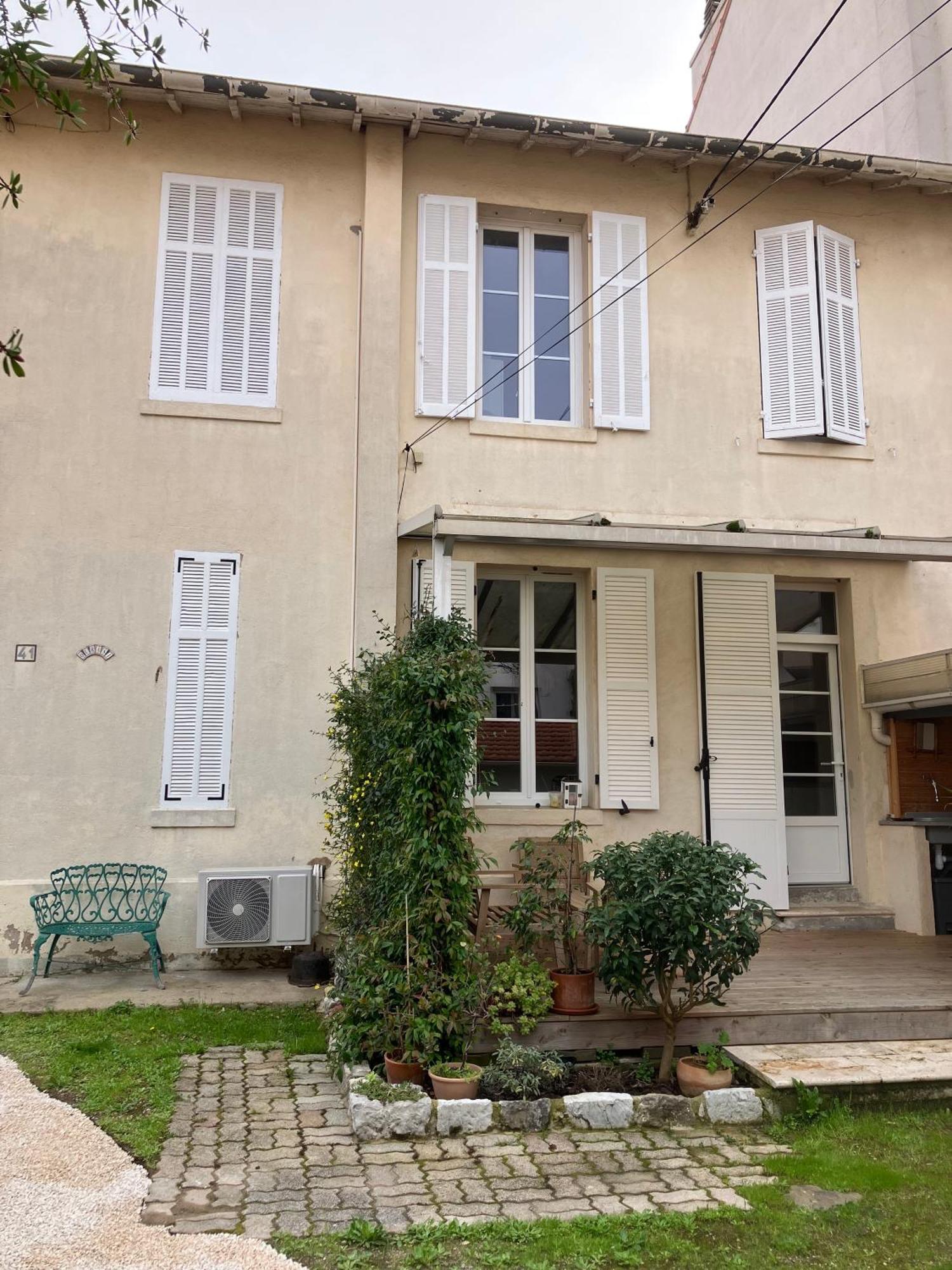 Charmant Appartement Cosy Saint-Raphaël Eksteriør billede